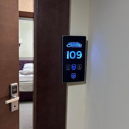 Hotel Siesta 우지체 외부 사진