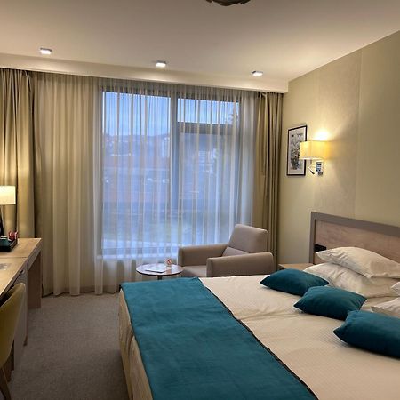 Hotel Siesta 우지체 외부 사진