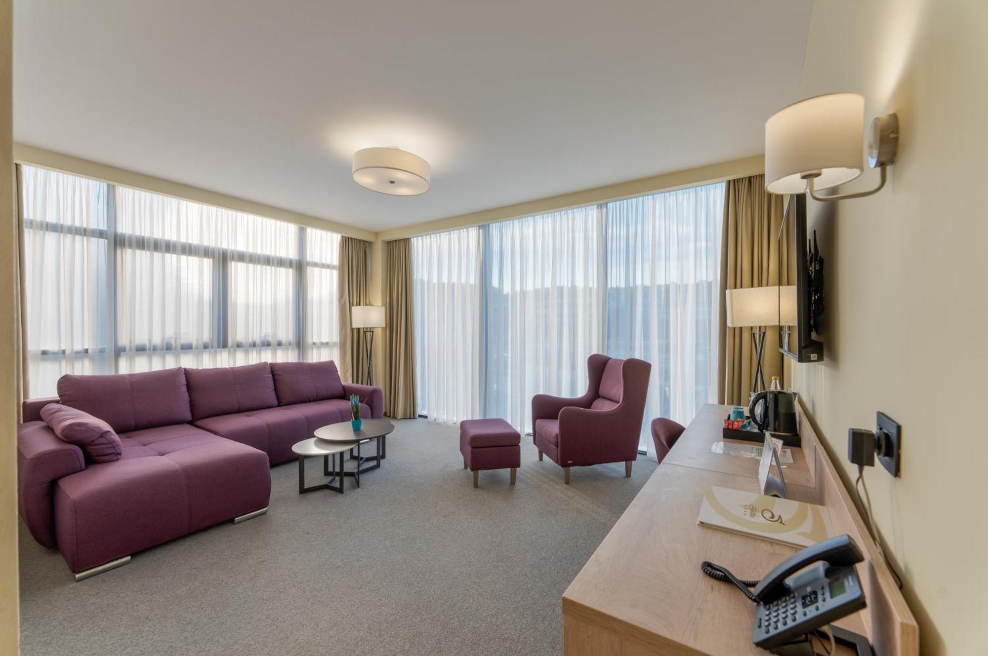Hotel Siesta 우지체 외부 사진