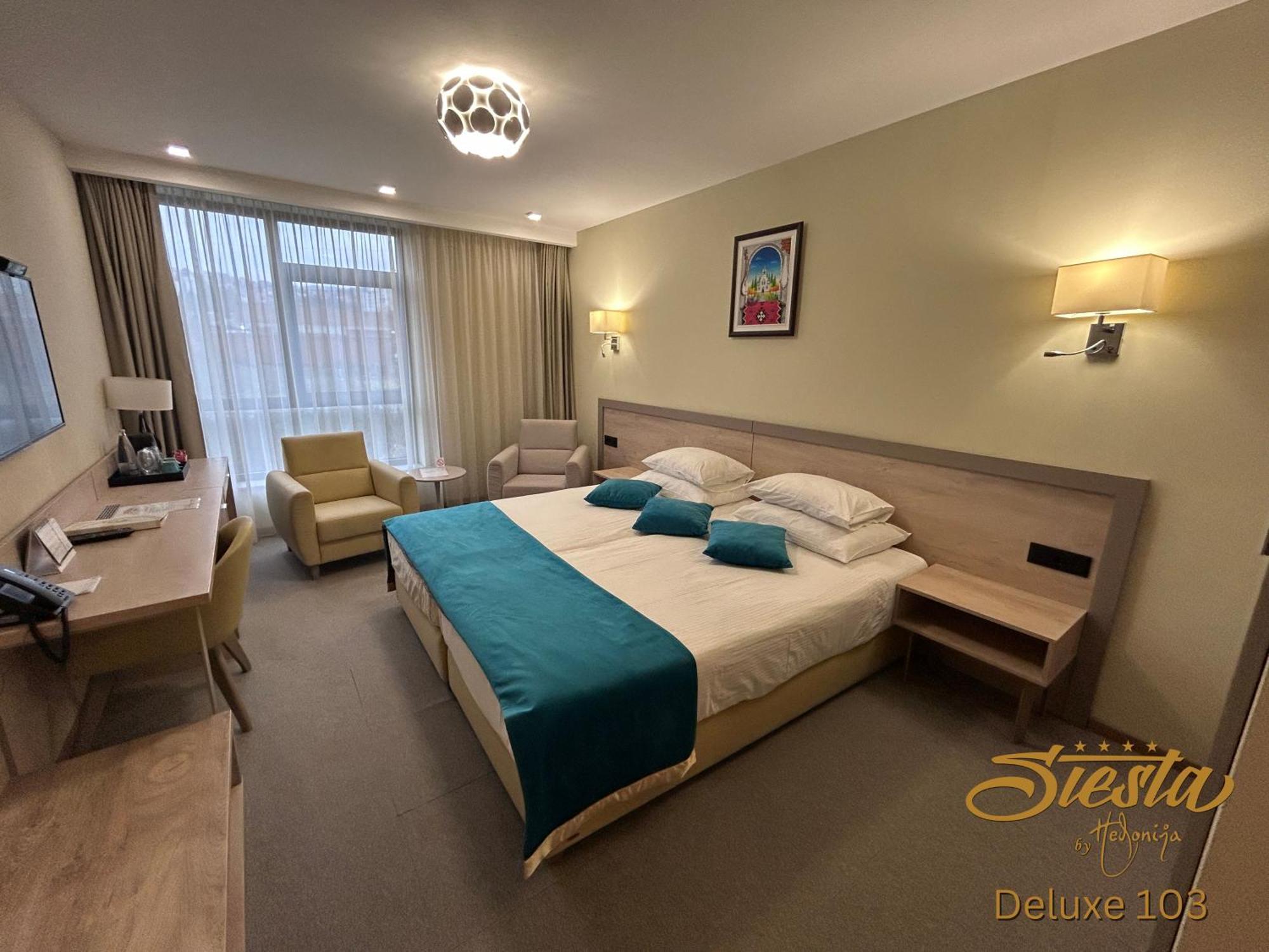 Hotel Siesta 우지체 외부 사진